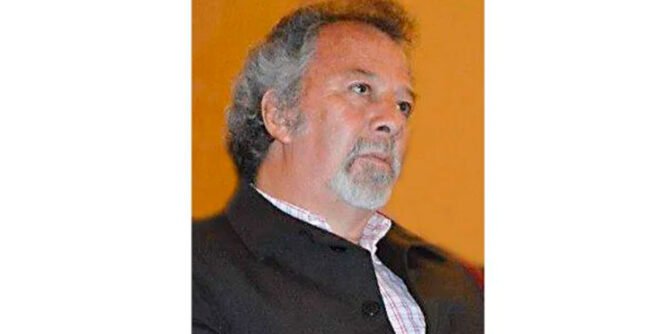 Enrique Herrera Enríquez, columnista