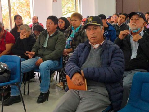 Reunión de líderes comunitarios en Corponariño