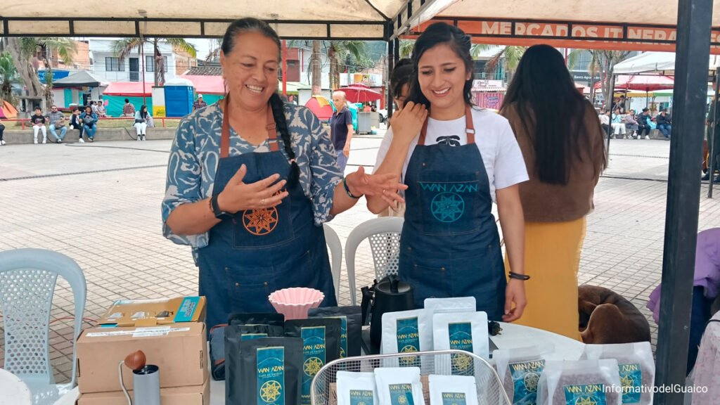 Carmen Benavides y Diana Morán de Café Wan Azan