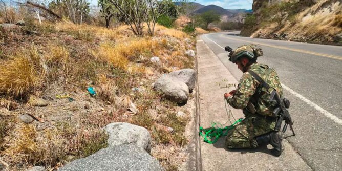 Desactivación de artefacto explosivo en Taminango