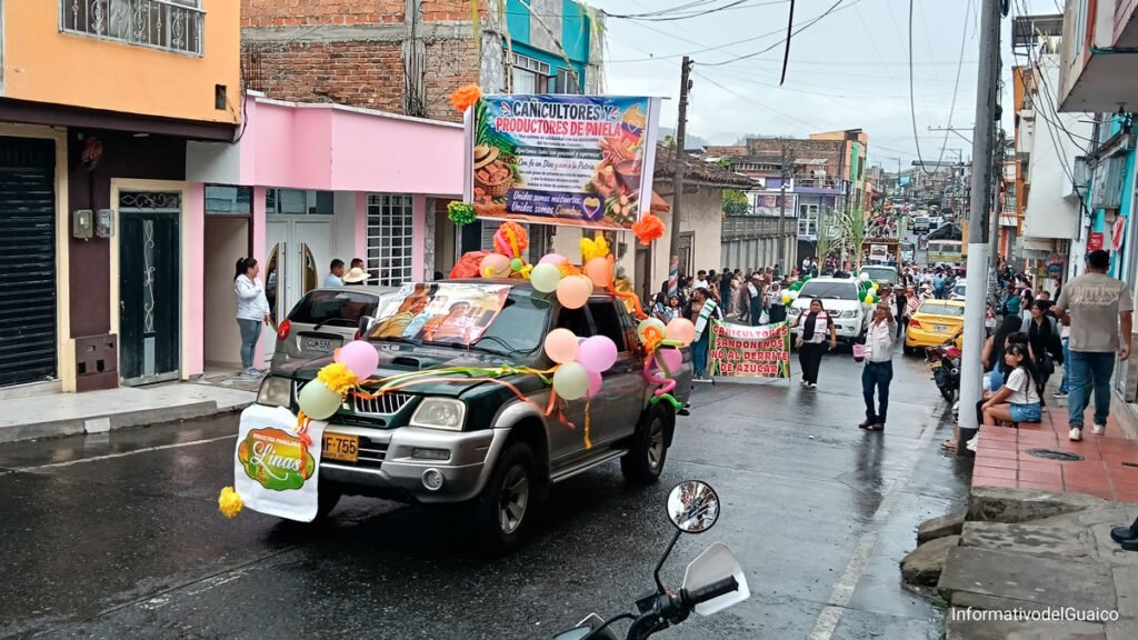 Desfile panelero en Sandoná