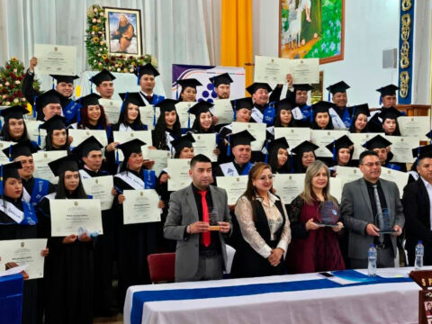 Grados de administradores públicos en Ospina