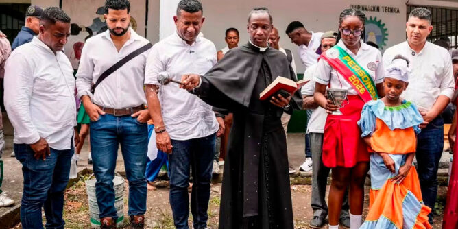 Inició construcción de complejo deportivo del Liceo Nacional Max Seidel de Tumaco