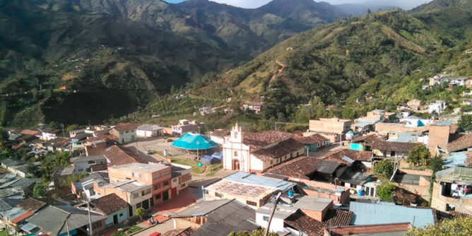 Aponte, El Tablón de Gómez