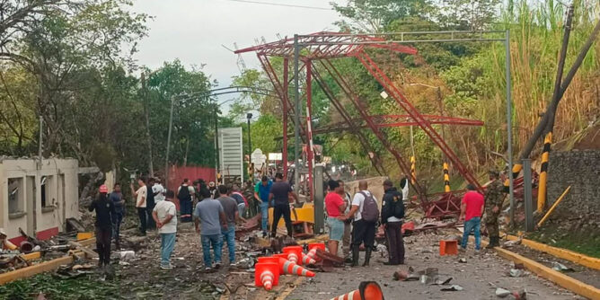 Atentado en El Mango, Cauca, en la vía Panamericana