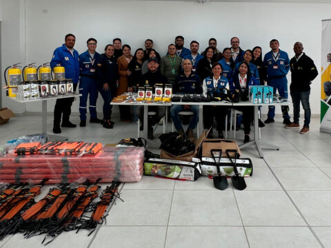 Dotación de equipos de rescate a la Cruz Roja de Nariño
