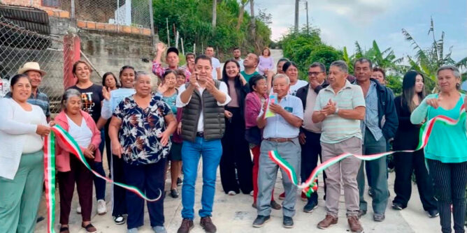 Inauguración placa huella en la vereda El Tambillo
