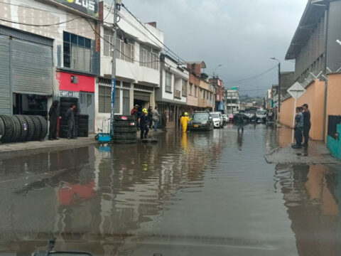 Inundación en Pasto por fuerte aguacero