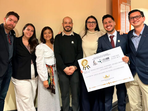 Médico Jesús López Andrade gana premio nacional