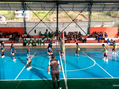 Voleibol entre Tumaco y Olaya Herrera